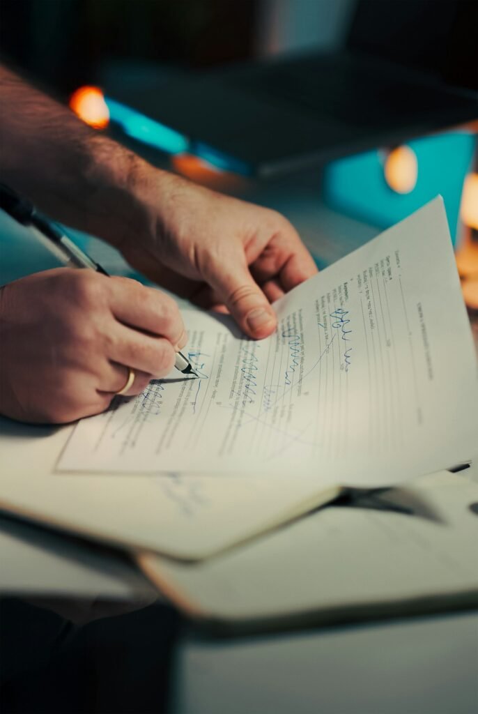 Firma de un documento de colaboración